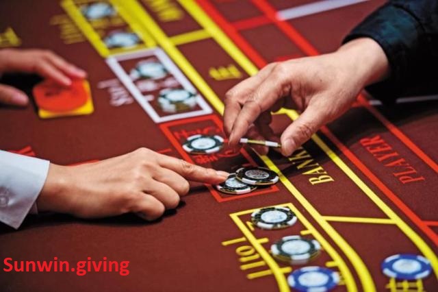 chọn cách chơi baccarat phù hợp